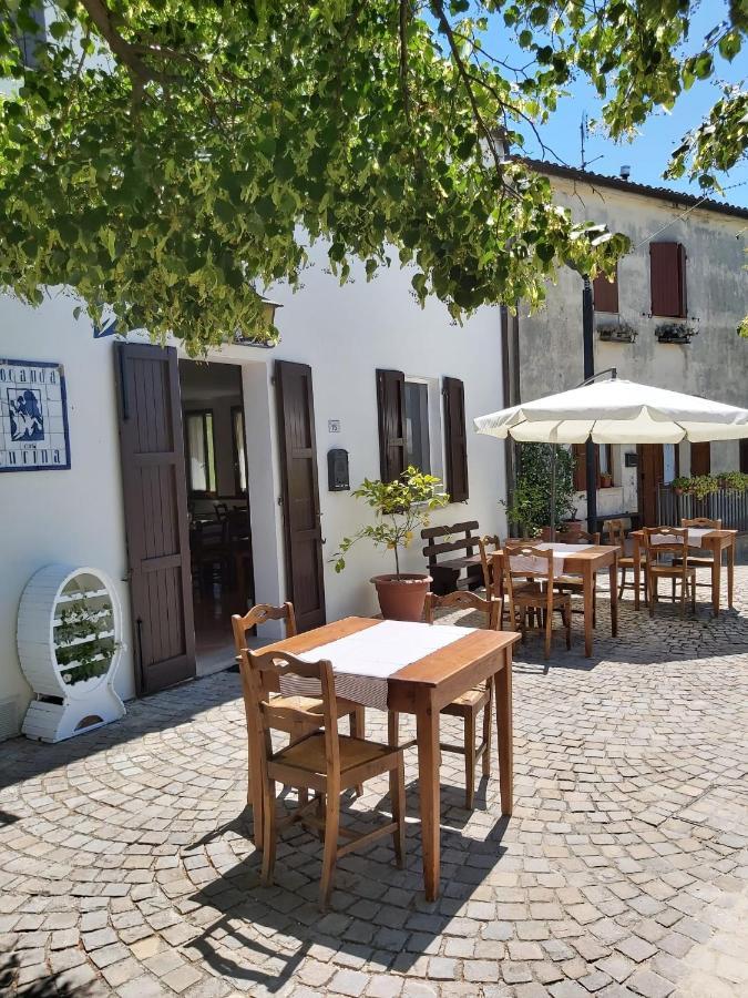 Locanda Delle Grotte Di Onferno Hotel Gemmano Exterior photo