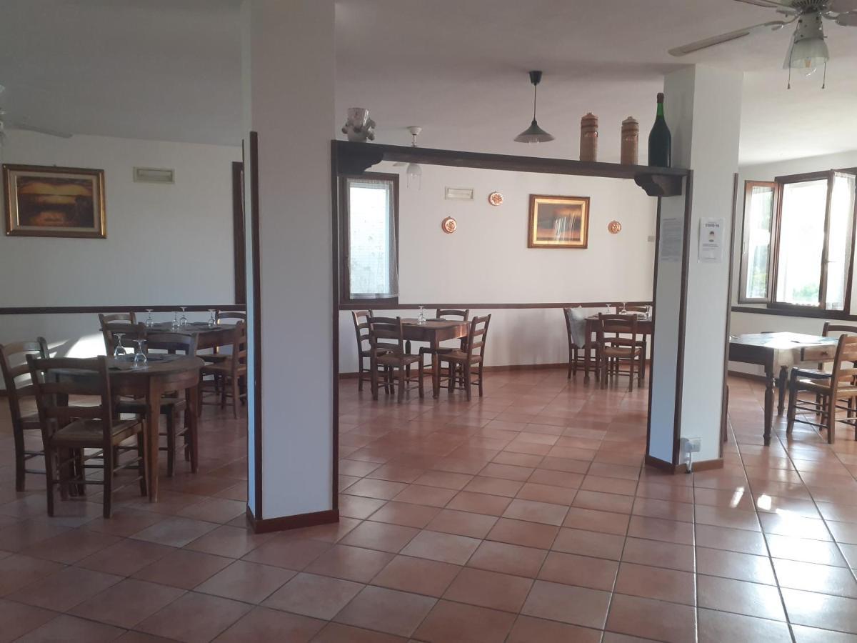 Locanda Delle Grotte Di Onferno Hotel Gemmano Exterior photo